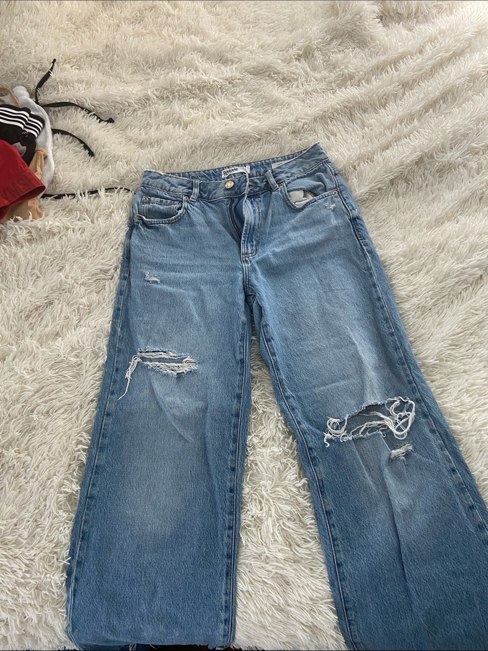 Garage Light Blue Wide-Leg Distressed Jeans